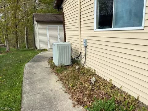 3638 Fox Run Dr, Ashtabula, OH 44004 photo 16
