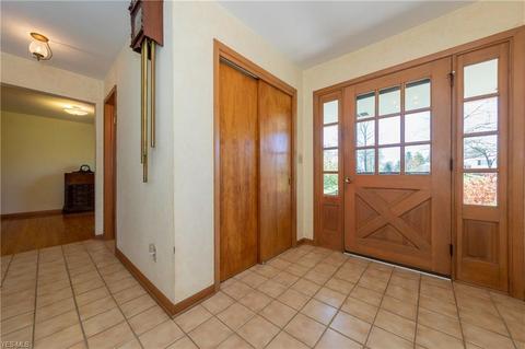 27555 Pergl Rd, Solon, OH 44139 photo 9