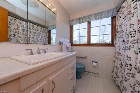 27555 Pergl Rd, Solon, OH 44139 photo 30