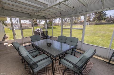 2861 Burden Dr, Parma, OH 44134 photo 5