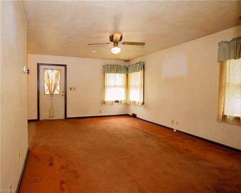 471 11th St, Elyria, OH 44035 photo 8