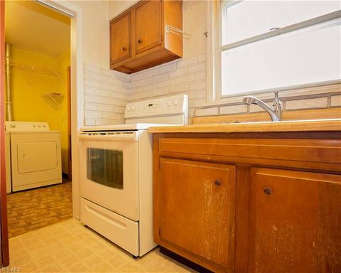 471 11th St, Elyria, OH 44035 photo 15