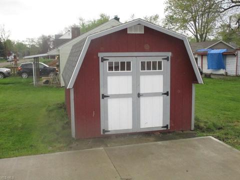 205 Boston Ave, Elyria, OH 44035 photo 18