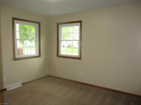 205 Boston Ave, Elyria, OH 44035 photo 11