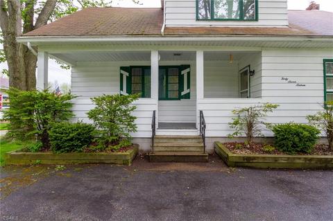 4716 Elyria Ave, Lorain, OH 44055 photo 2