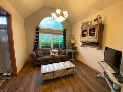 622 Rundle St, Lagrange, OH 44050 photo 6
