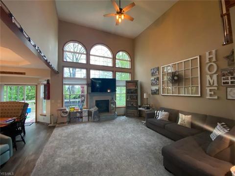 622 Rundle St, Lagrange, OH 44050 photo 4