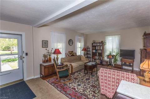 145 Beech St, Berea, OH 44017 photo 8