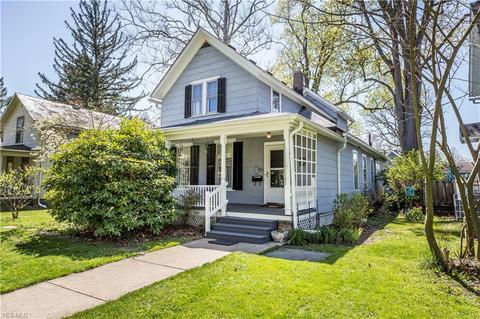 145 Beech St, Berea, OH 44017 photo 1