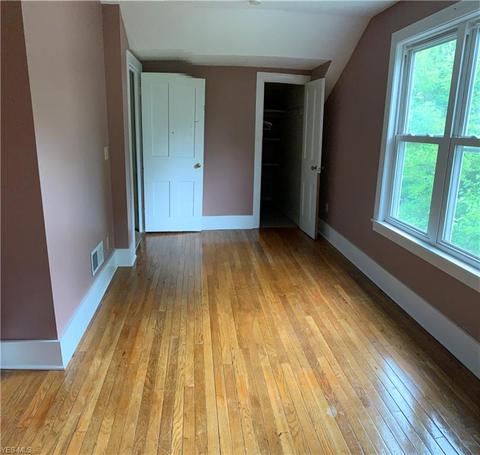 1712 Gulf Rd, Elyria, OH 44035 photo 8