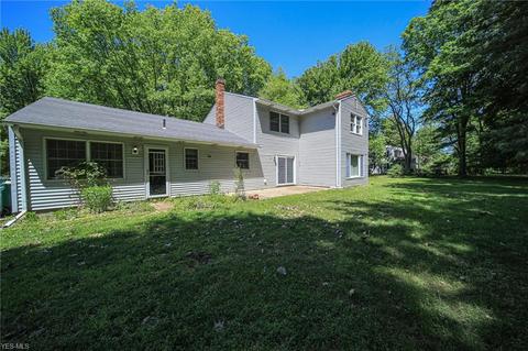 1802 Warrick Dr, Ashtabula, OH 44004 photo 2