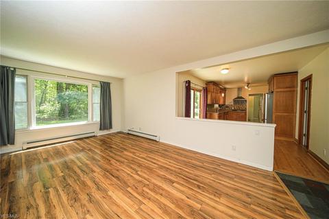 1802 Warrick Dr, Ashtabula, OH 44004 photo 9