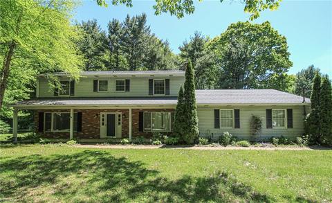 1802 Warrick Dr, Ashtabula, OH 44004 photo 1