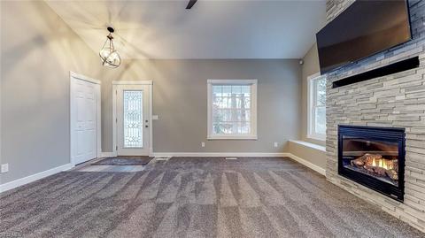 34665 Solon Rd, Solon, OH 44139 photo 3