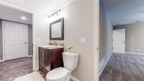 34665 Solon Rd, Solon, OH 44139 photo 23