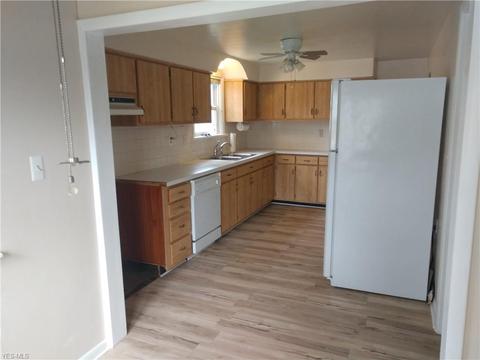 475 11th St, Elyria, OH 44035 photo 13
