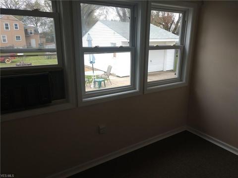 475 11th St, Elyria, OH 44035 photo 18
