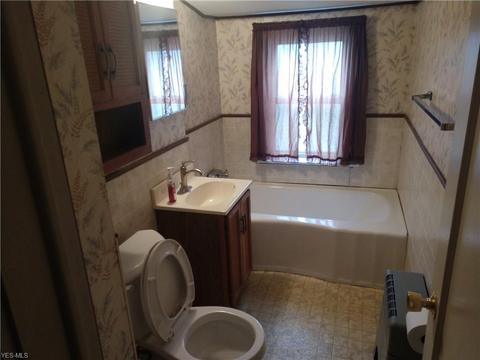 475 11th St, Elyria, OH 44035 photo 19