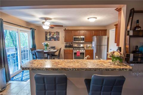 1730 Robindale St, Wickliffe, OH 44092 photo 8
