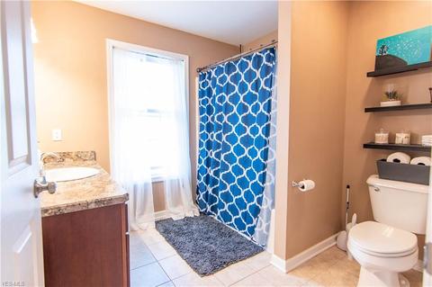 1730 Robindale St, Wickliffe, OH 44092 photo 18