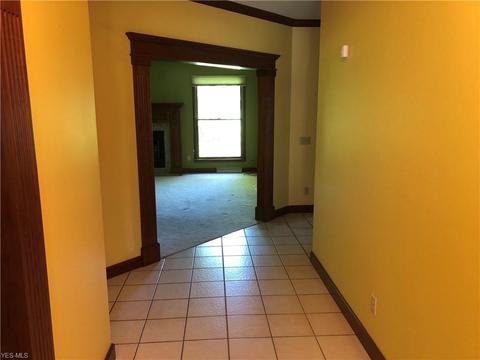 128 Howard Dr, Dover, OH 44622 photo 8
