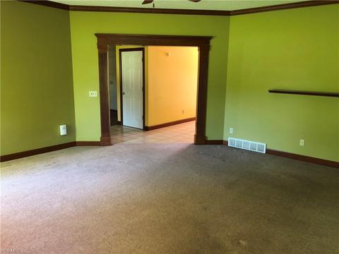 128 Howard Dr, Dover, OH 44622 photo 10