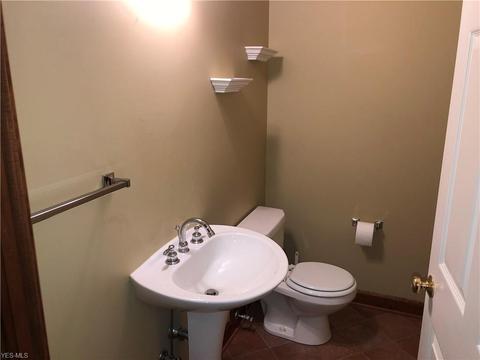 128 Howard Dr, Dover, OH 44622 photo 15