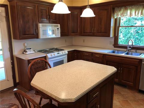128 Howard Dr, Dover, OH 44622 photo 13
