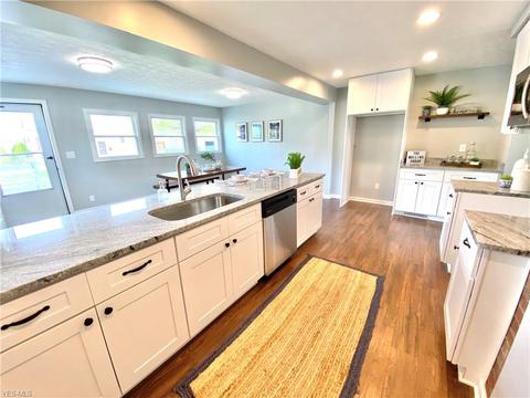 655 E 241st St, Euclid, OH 44123 photo 8