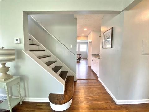 655 E 241st St, Euclid, OH 44123 photo 6