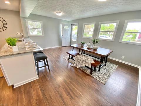 655 E 241st St, Euclid, OH 44123 photo 10