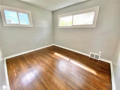 655 E 241st St, Euclid, OH 44123 photo 14