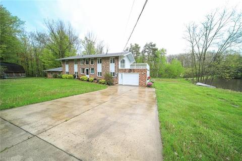 3671 Fox Run Dr, Saybrook, OH 44004 photo 1