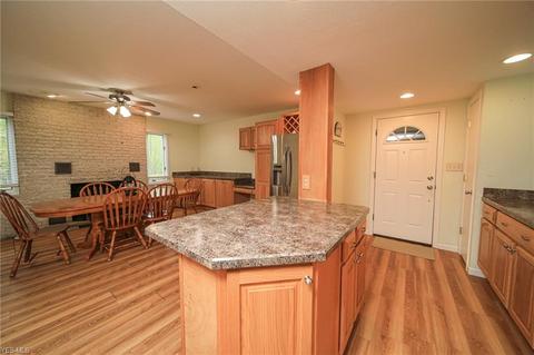 3671 Fox Run Dr, Saybrook, OH 44004 photo 6