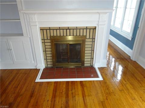 170 E 217th St, Euclid, OH 44123 photo 5