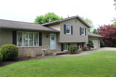 2020 55th St NE, Canton, OH 44721 photo 2