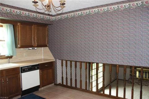 2020 55th St NE, Canton, OH 44721 photo 10
