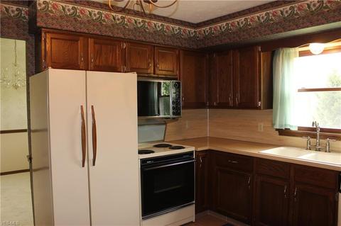 2020 55th St NE, Canton, OH 44721 photo 12