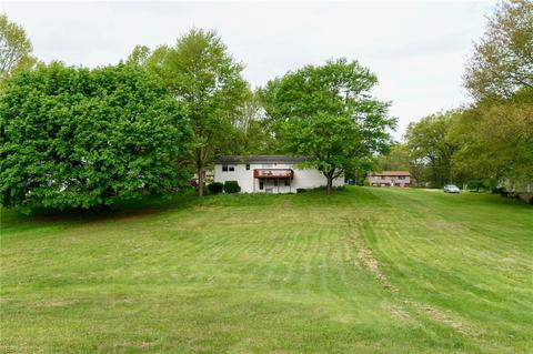 5789 Memory Dr, New Franklin, OH 44319 photo 5