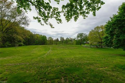 5789 Memory Dr, New Franklin, OH 44319 photo 6