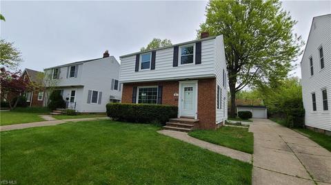 241 E 204th St, Euclid, OH 44123 photo 2