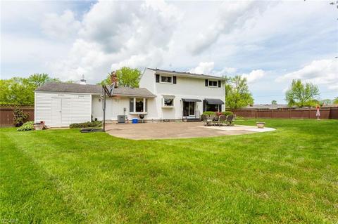 110 Nottingham Dr, Elyria, OH 44035 photo 8