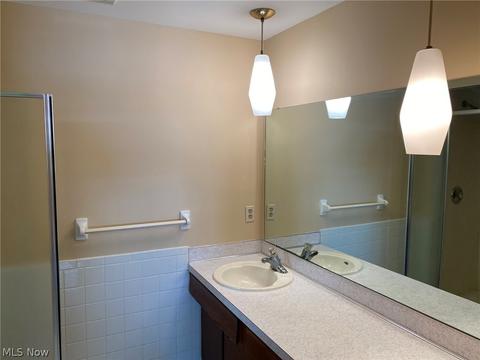 2232 Devonshire Dr NW, Canton, OH 44708 photo 14