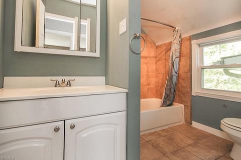 3571 E Pleasant Valley Rd, Seven Hills, OH 44131 photo 14