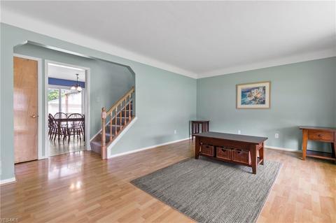 2242 E 290th St, Wickliffe, OH 44092 photo 4