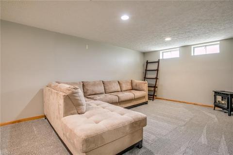 2242 E 290th St, Wickliffe, OH 44092 photo 14