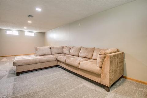 2242 E 290th St, Wickliffe, OH 44092 photo 15