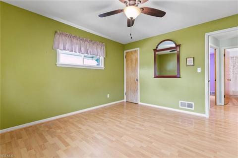 2242 E 290th St, Wickliffe, OH 44092 photo 8