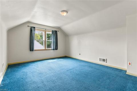 2242 E 290th St, Wickliffe, OH 44092 photo 11