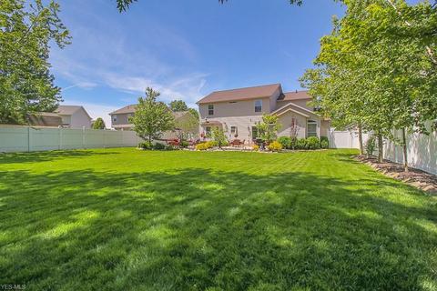 310 Alexis Dr, Elyria, OH 44035 photo 5